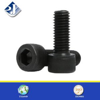 Болтове с шестостенна глава